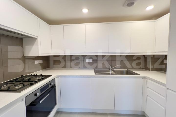 Stunning newly refurbished two bedroomed garden flat  Alderney Street, Pimlico / Victoria